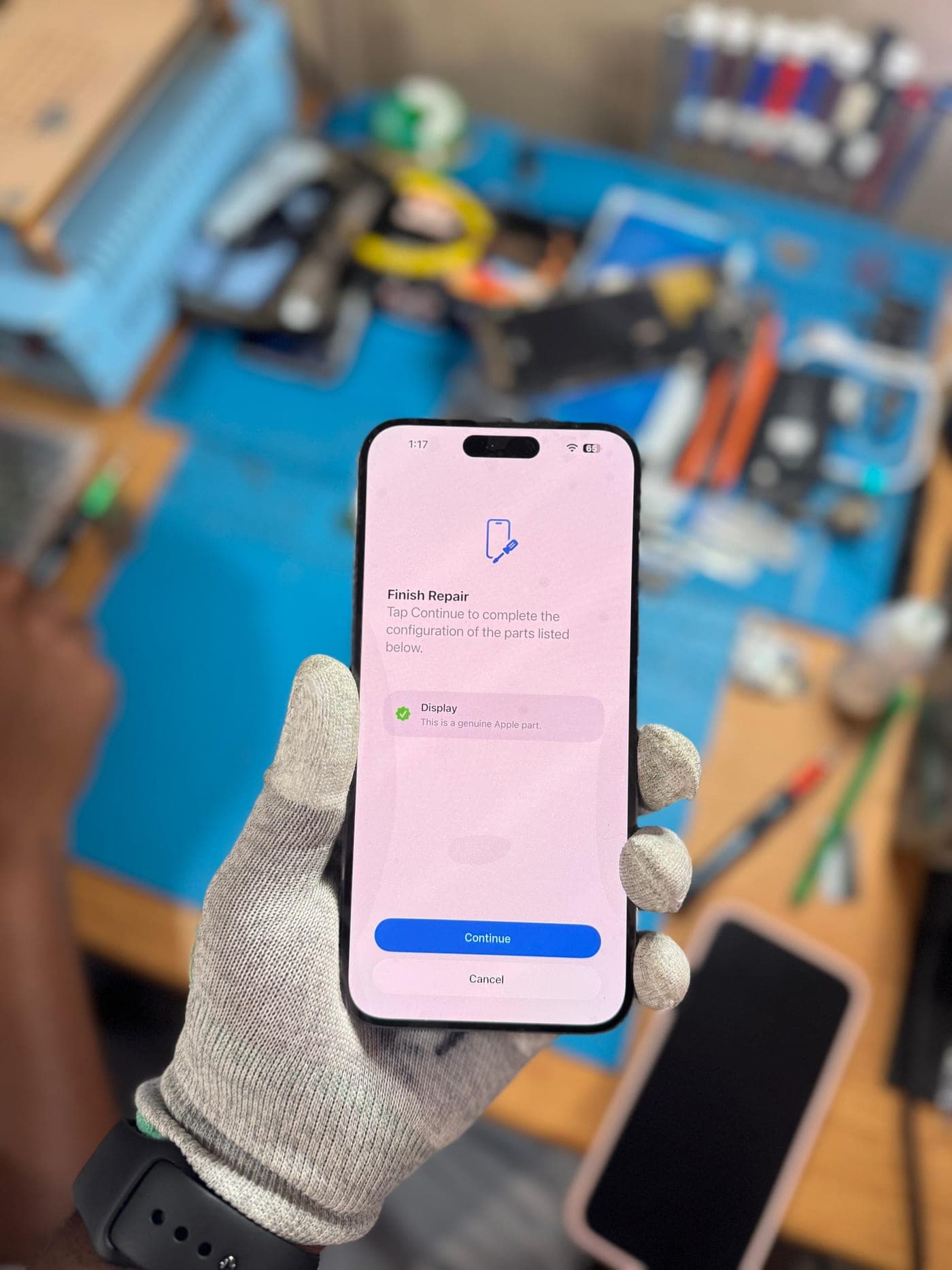 iPhone Screen Replacement - iOS's own screen confirming a genuine Apple part was fitted